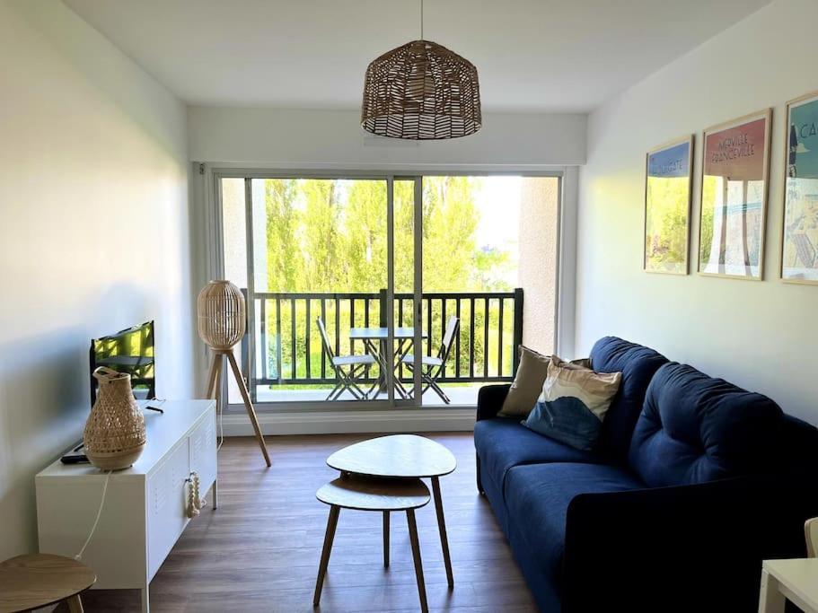 Apartament Le Garden - Studio Refait A Neuf Proche Mer Et Commerces Cabourg Zewnętrze zdjęcie